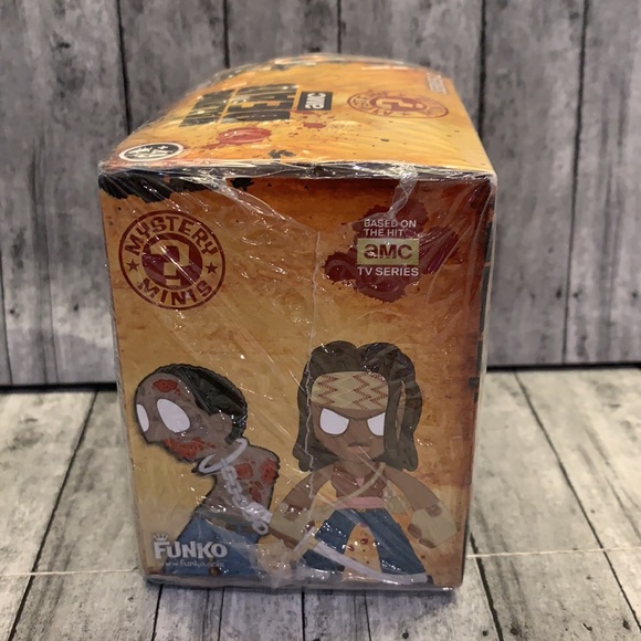 Walking Dead Funko Series 2 - Picture 2 of 4